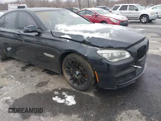 2015 BMW 7 Series 750i xDrive with VIN WBAYB6C54FD225432, listed as a IAAI auction lot 41286904 with 94,139 mi miles. Bid and sale history available at carsss.com. Image 6.