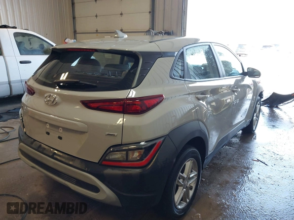 2022 Hyundai Kona SE with VIN KM8K2CAB2NU759376, listed as a IAAI auction lot 41645652 with 34,729 mi miles. Bid and sale history available at carsss.com. Image 4.
