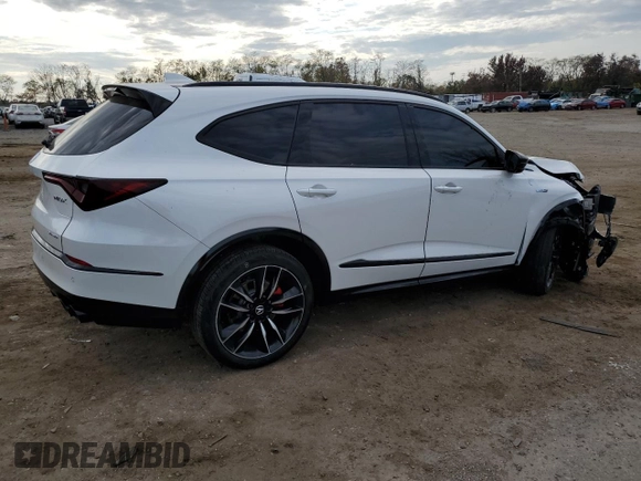 2024 Acura MDX Type S w/Advance Package with VIN 5J8YD8H82RL004631, listed as a Copart auction lot 79460654 with 9,901 mi miles and Salvage Title. Bid and sale history available at carsss.com. Image 3.