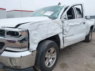 2016 Chevrolet Silverado 1500 LT with VIN 1GCRCREC1GZ160870, listed as a IAAI auction lot 41371964 with 1 mi miles. Bid and sale history available at carsss.com. Image 6.