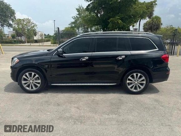 2016 Mercedes-Benz GL with VIN 4JGDF6EE0GA650664, listed as a Copart auction lot 73692024 with 134,014 mi miles and Clean Title. Bid and sale history available at carsss.com. Image 13.