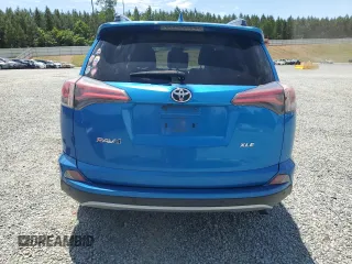 2018 Toyota RAV4 XLE с VIN JTMWFREV1JJ152768, выставлен на аукционе Copart как лот 58026675 с пробегом 145 666 миль миль и Списание • Salvage title. История ставок и продаж доступна на DreamBid. Изображение 6.