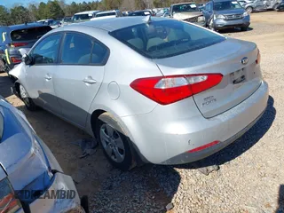 2015 Kia Forte LX with VIN KNAFK4A69F5364361, listed as a IAAI auction lot 41636506 with 1 mi miles. Bid and sale history available at carsss.com. Image 3.