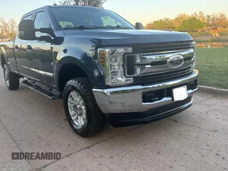 2018 Ford F-350 XL with VIN 1FT8W3BT2JED00640, listed as a Copart auction lot 53583175 with 231,278 mi miles and Clean Title. Bid and sale history available at DreamBid. Image 1.