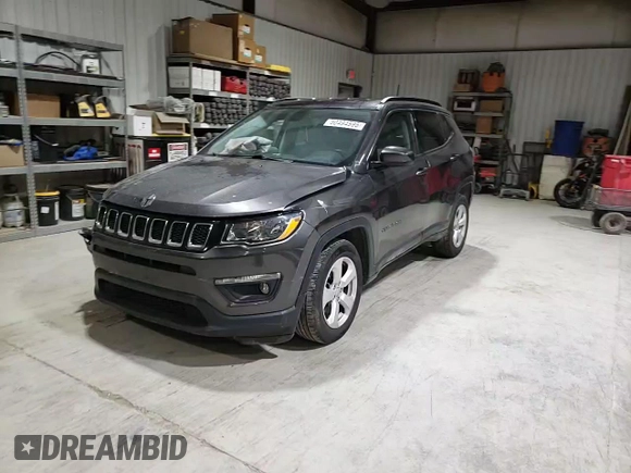 2019 Jeep Compass Altitude z VIN 3C4NJDBB9KT813447, wystawiony jako Copart lot #50494595 z przebiegiem 70 401 mil mil oraz Szkoda całkowita • Salvage title. Historia ofert i sprzedaży dostępna na DreamBid. Obrazek 11.