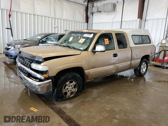 2001 Chevrolet Silverado 1500 LS with VIN 1GCEK19T51E127687, listed as a Copart auction lot 52700045 with Not Provided miles and Non Repairable. Bid and sale history available at DreamBid. Image 1.