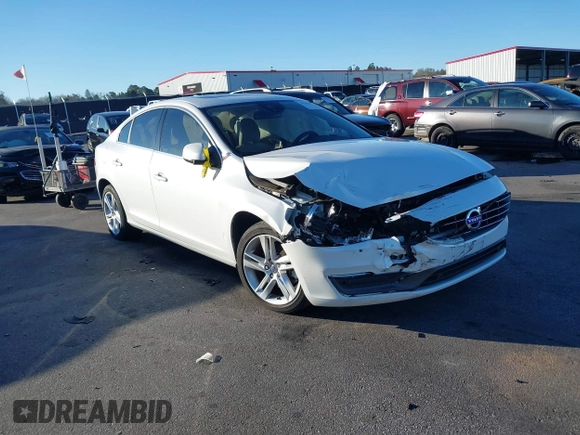 2015 Volvo S60 T5 Drive-E Premier Plus with VIN YV140MFC6F1314534, listed as a IAAI auction lot 41348374 with 81,235 mi miles. Bid and sale history available at carsss.com. Image 1.