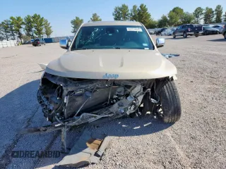 2015 Jeep Grand Cherokee Summit with VIN 1C4RJEJG9FC952192, listed as a Copart auction lot 63714045 with 147,732 mi miles and Salvage title. Bid and sale history available at DreamBid. Image 5.