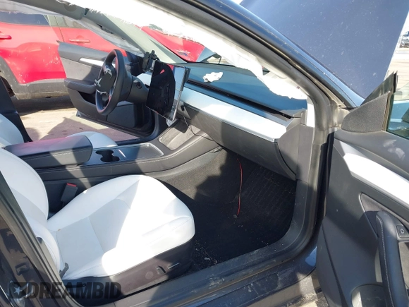 2021 Tesla Model 3 Performance with VIN 5YJ3E1EC3MF082532, listed as a IAAI auction lot 41757905 with 60,431 mi miles and . Bid and sale history available at DreamBid. Image 5.