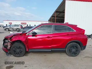 2020 Mitsubishi Eclipse Cross LE z VIN JA4AT4AA5LZ001536, wystawiony jako IAAI lot #41916001 z przebiegiem 93 445 mil mil oraz . Historia ofert i sprzedaży dostępna na DreamBid. Obrazek 15.