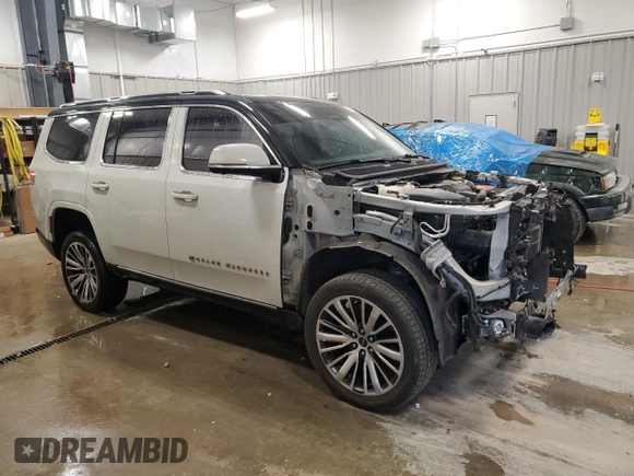 2022 Jeep Grand Wagoneer Series III с VIN 1C4SJVGJ5NS128232, выставлен на аукционе Copart как лот 84862334 с пробегом 72 418 миль миль и Списание • Salvage title. История ставок и продаж доступна на DreamBid. Изображение 4.