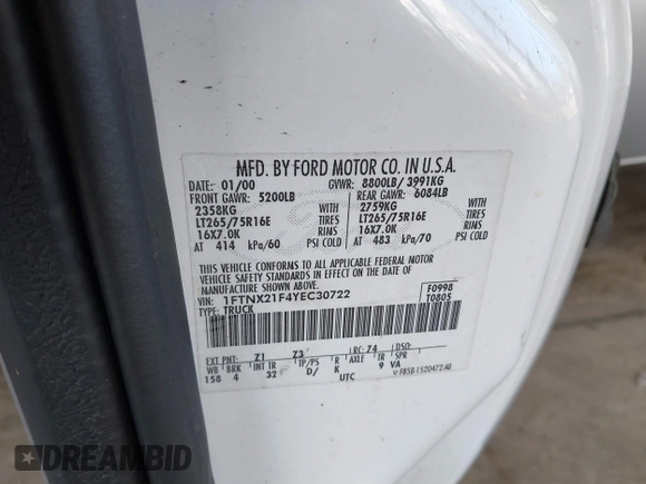 2000 Ford F-250 XL with VIN 1FTNX21F4YEC30722, listed as a IAAI auction lot 41409384 with 310,516 mi miles and . Bid and sale history available at DreamBid. Image 9.