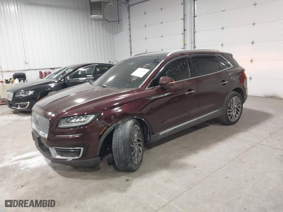 2019 Lincoln Nautilus Reserve with VIN 2LMPJ8LPXKBL42446, listed as a IAAI auction lot 41224159 with 117,630 mi miles. Bid and sale history available at carsss.com. Image 16.