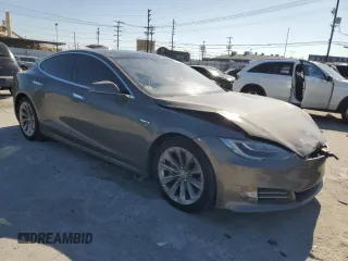 2016 Tesla Model S 90D with VIN 5YJSA1E20GF159926, listed as a Copart auction lot 46626625 with 104,247 mi miles and Salvage Title. Bid and sale history available at DreamBid. Image 4.