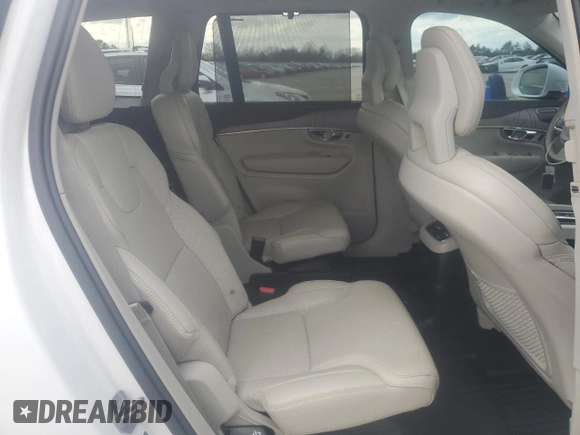 2021 Volvo XC90 Inscription Expression with VIN YV4BR00L3M1682507, listed as a Copart auction lot 85881484 with 28,834 mi miles and Salvage Title. Bid and sale history available at carsss.com. Image 11.