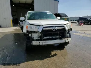 2011 Toyota 4Runner SR5 with VIN JTEZU5JR8B5019290, listed as a Copart auction lot 45624575 with 216,851 mi miles and Salvage Title. Bid and sale history available at carsss.com. Image 11.