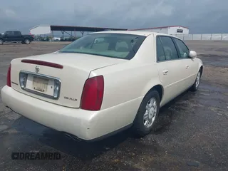 2003 Cadillac DeVille z VIN 1G6KD54Y03U182728, wystawiony jako IAAI lot #42080577 z przebiegiem 193 152 mil mil oraz . Historia ofert i sprzedaży dostępna na DreamBid. Obrazek 4.