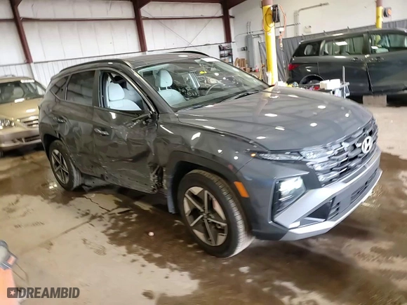 2025 Hyundai Tucson SEL with VIN 5NMJBCDE7SH451127, listed as a Copart auction lot 51037025 with 5,655 mi miles and Salvage Title. Bid and sale history available at carsss.com. Image 14.