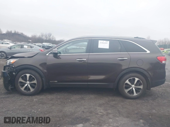 2016 Kia Sorento EX with VIN 5XYPHDA57GG007122, listed as a IAAI auction lot 41866081 with 79,534 mi miles. Bid and sale history available at carsss.com. Image 14.