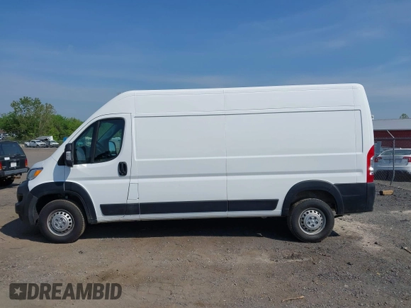 2025 Ram ProMaster Cargo Tradesman with VIN 3C6LRVDG6SE504125, listed as a IAAI auction lot 42158811 with 20,721 mi miles and . Bid and sale history available at DreamBid. Image 14.
