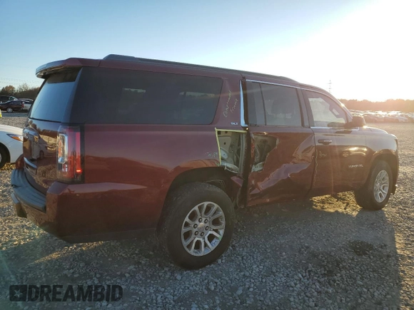 2017 GMC Yukon XL SLT z VIN 1GKS1GKC6HR304645, wystawiony jako Copart lot #83831654 z przebiegiem 137 035 mil mil oraz Szkoda całkowita • Salvage title. Historia ofert i sprzedaży dostępna na DreamBid. Obrazek 3.