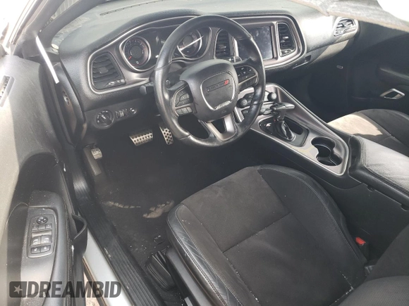 2019 Dodge Challenger R/T Scat Pack z VIN 2C3CDZFJ8KH642376, wystawiony jako Copart lot #74130094 z przebiegiem 59 742 mil mil oraz Szkoda całkowita • Salvage title. Historia ofert i sprzedaży dostępna na DreamBid. Obrazek 8.
