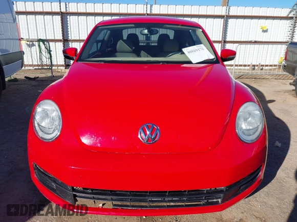 2013 Volkswagen Beetle with VIN 3VWHX7AT3DM682758, listed as a IAAI auction lot 40869170 with 88,793 mi miles and . Bid and sale history available at DreamBid. Image 12.