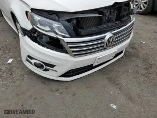 2015 Volkswagen CC R-Line with VIN WVWBN7AN7FE802991, listed as a Copart auction lot 67431132 with 63,487 mi miles. Bid and sale history available at carsss.com. Image 12.