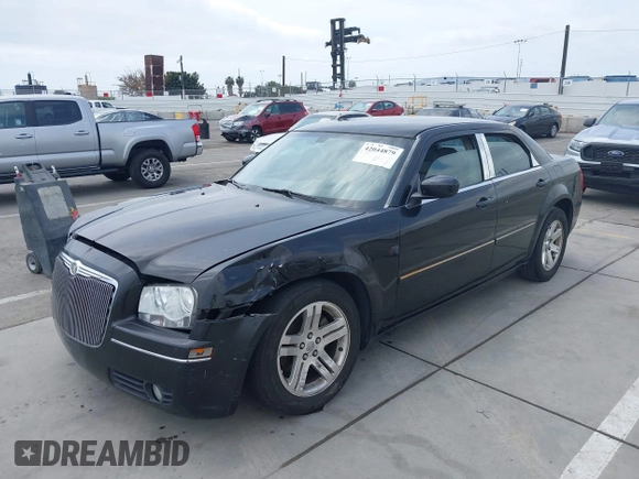 2006 Chrysler 300 Touring with VIN 2C3KA53G76H200278, listed as a IAAI auction lot 42044879 with 122,601 mi miles and . Bid and sale history available at DreamBid. Image 17.