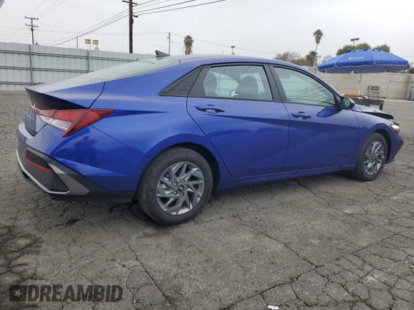2024 Hyundai Elantra SEL with VIN KMHLM4DG6RU762928, listed as a Copart auction lot 52983615 with 3,462 mi miles and Salvage Title. Bid and sale history available at carsss.com. Image 3.