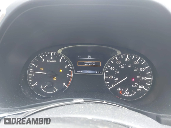 2018 Nissan Pathfinder SL with VIN 5N1DR2MN2JC641929, listed as a IAAI auction lot 42007326 with 176,024 mi miles. Bid and sale history available at carsss.com. Image 7.