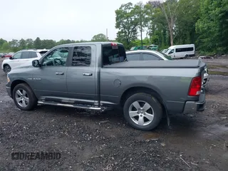 2009 Dodge 1500 Sport z VIN 1D3HV18T69S800254, wystawiony jako IAAI lot #42546649 z przebiegiem 189 541 mil mil oraz . Historia ofert i sprzedaży dostępna na DreamBid. Obrazek 14.