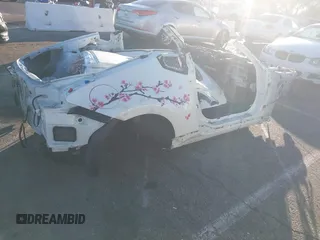 2014 Nissan 370Z Nismo z VIN JN1AZ4EH6EM632536, wystawiony jako IAAI lot #40836696 z przebiegiem Nie podano mil oraz . Historia ofert i sprzedaży dostępna na DreamBid. Obrazek 4.