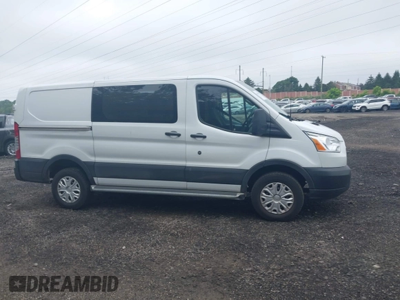 2019 Ford Transit z VIN 1FTYR1YM7KKB20309, wystawiony jako IAAI lot #42604821 z przebiegiem 42 413 mil mil oraz . Historia ofert i sprzedaży dostępna na DreamBid. Obrazek 14.