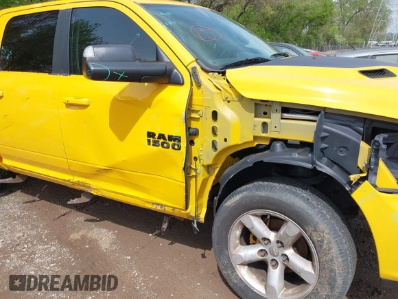 2016 Ram 1500 Sport z VIN 1C6RR7MT5GS322634, wystawiony jako IAAI lot #42152813 z przebiegiem 77 266 mil mil oraz . Historia ofert i sprzedaży dostępna na DreamBid. Obrazek 18.