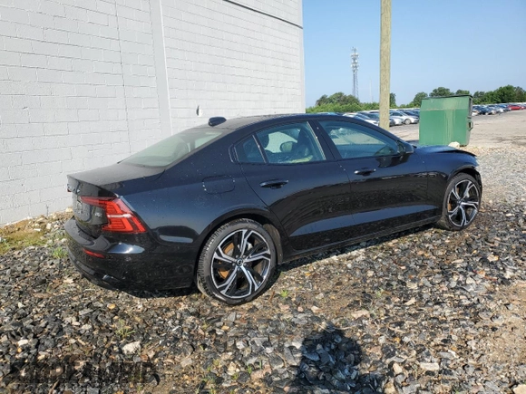 2024 Volvo S60 Core Dark Theme with VIN 7JRL12TK2RG323152, listed as a Copart auction lot 63756205 with 19,963 mi miles and Clean title. Bid and sale history available at DreamBid. Image 3.