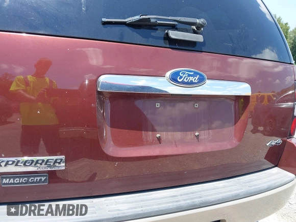 2010 Ford Explorer Eddie Bauer с VIN 1FMEU7EEXAUA66147, выставлен на аукционе IAAI как лот 42538468 с пробегом 159 686 миль миль и . История ставок и продаж доступна на DreamBid. Изображение 17.