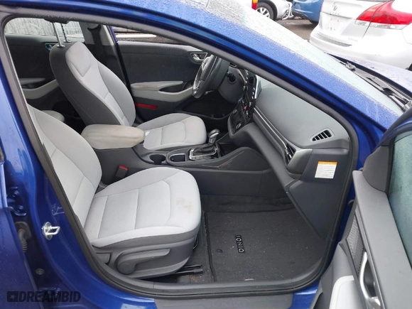 2022 Hyundai Ioniq Plug-In Hybrid SE with VIN KMHC65LD1NU278652, listed as a IAAI auction lot 41828778 with 57,711 mi miles. Bid and sale history available at carsss.com. Image 5.