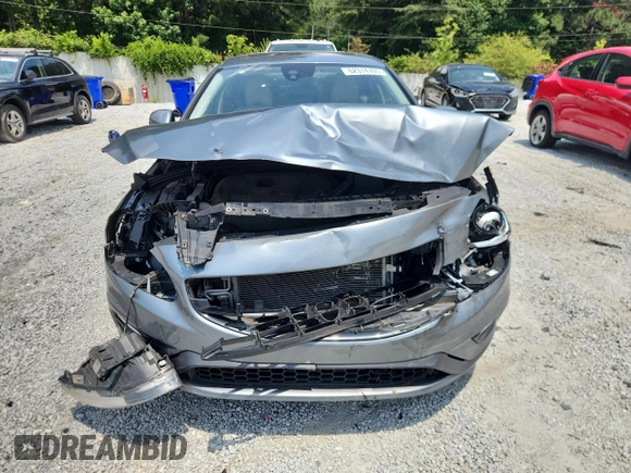 2017 Volvo S60 Dynamic with VIN YV126MFL3H2430812, listed as a Copart auction lot 62314705 with 100,582 mi miles and Clean title. Bid and sale history available at DreamBid. Image 5.