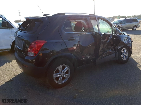 2015 Chevrolet Trax LT with VIN KL7CJRSBXFB095125, listed as a Copart auction lot 53270355 with 136,511 mi miles and Non Repairable. Bid and sale history available at carsss.com. Image 3.