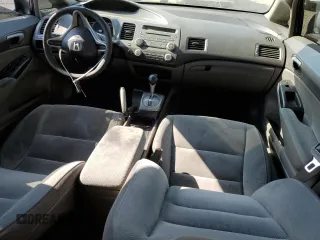 2009 Honda Civic LX z VIN 19XFA16579E010397, wystawiony jako Copart lot #60695885 z przebiegiem 262 130 mil mil oraz Czysty tytuł • Clean title. Historia ofert i sprzedaży dostępna na DreamBid. Obrazek 8.