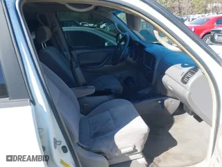 2004 Toyota Sequoia SR5 with VIN 5TDZT34A44S211112, listed as a IAAI auction lot 41621492 with 311,983 mi miles. Bid and sale history available at carsss.com. Image 5.
