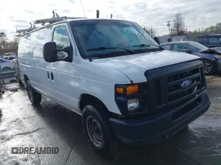 2008 Ford Econoline Cargo Commercial with VIN 1FTNE24W08DA62956, listed as a IAAI auction lot 41112036 with 306,223 mi miles and . Bid and sale history available at carsss.com. Image 1.