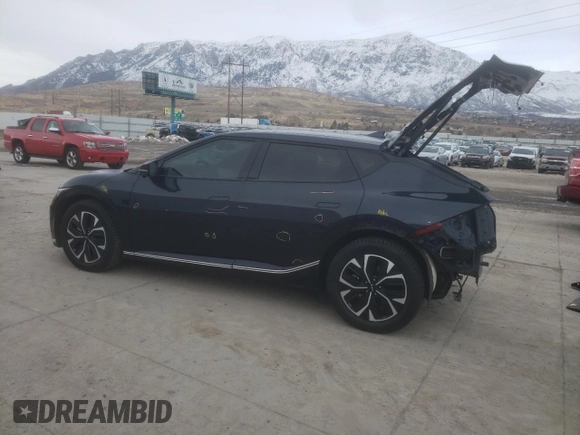 2022 Kia EV6 Wind with VIN KNDC3DLC0N5045953, listed as a Copart auction lot 45698615 with 39,762 mi miles and Salvage Title. Bid and sale history available at carsss.com. Image 2.