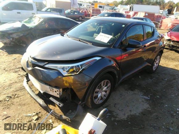 2019 Toyota C-HR XLE with VIN JTNKHMBX3K1034591, listed as a IAAI auction lot 40971538 with 135,200 mi miles. Bid and sale history available at carsss.com. Image 17.