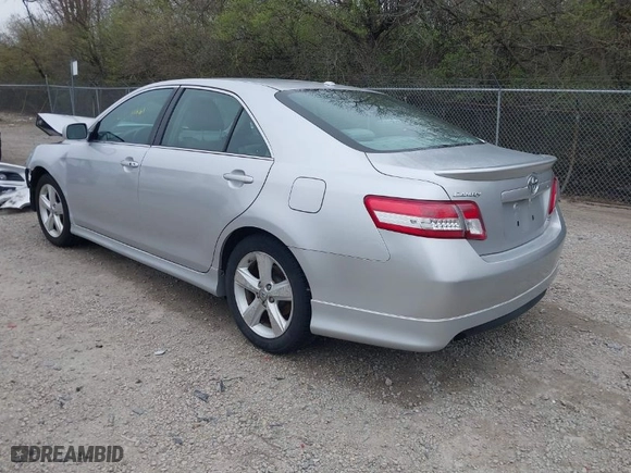 2011 Toyota Camry LE with VIN 4T1BF3EKXBU126957, listed as a IAAI auction lot 41991661 with 153,184 mi miles. Bid and sale history available at carsss.com. Image 3.