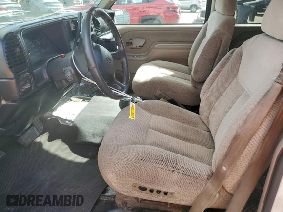 1999 Chevrolet Suburban with VIN 3GNEC16R5XG213001, listed as a Copart auction lot 43498865 with 236,306 mi miles and Salvage Title. Bid and sale history available at carsss.com. Image 7.