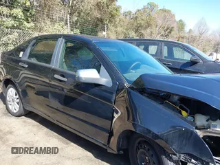 2008 Ford Focus SE with VIN 1FAHP35N88W218397, listed as a IAAI auction lot 41758730 with 192,732 mi miles. Bid and sale history available at carsss.com. Image 13.