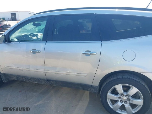 2016 Chevrolet Traverse LT with VIN 1GNKRGKD2GJ313750, listed as a IAAI auction lot 41787191 with 188,845 mi miles. Bid and sale history available at carsss.com. Image 14.
