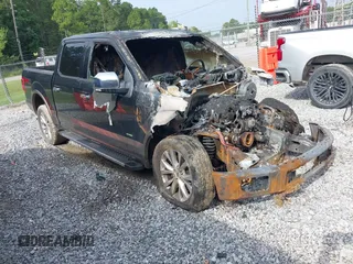 2015 Ford F-150 XLT z VIN 1FTEW1EG1FFA22871, wystawiony jako IAAI lot #42554280 z przebiegiem Nie podano mil oraz . Historia ofert i sprzedaży dostępna na DreamBid. Obrazek 1.